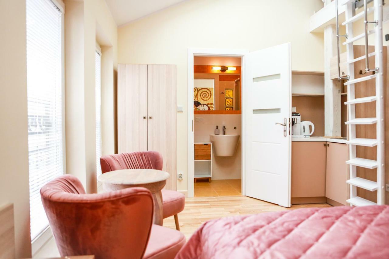 Sky&Light Apartments クラクフ エクステリア 写真